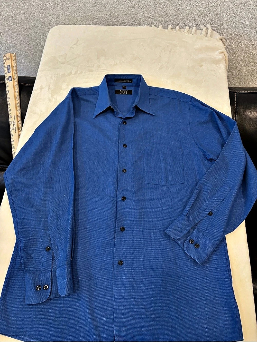 DKNY Men's Checkered Cotton Dress Shirt in Blue Size 151⁄2 / 32/33
